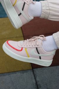 Кросівки Nike WMNS AIR FORCE 1 '07 LX
