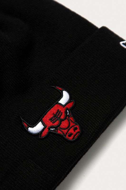 Бейсболка New Era ZIMOWA ESSENTIAL CUFF KNIT BULLS