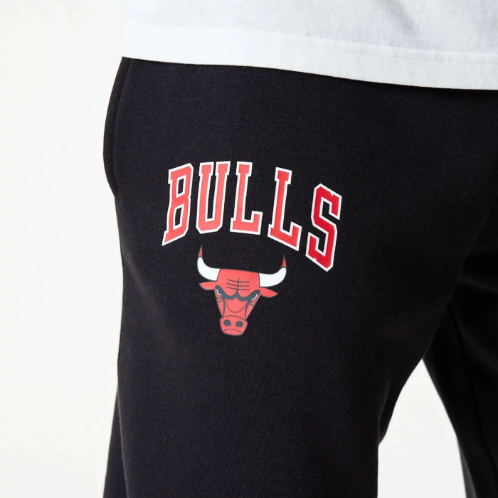 Штани New Era NBA ESSENTLS JOGGER BULLS