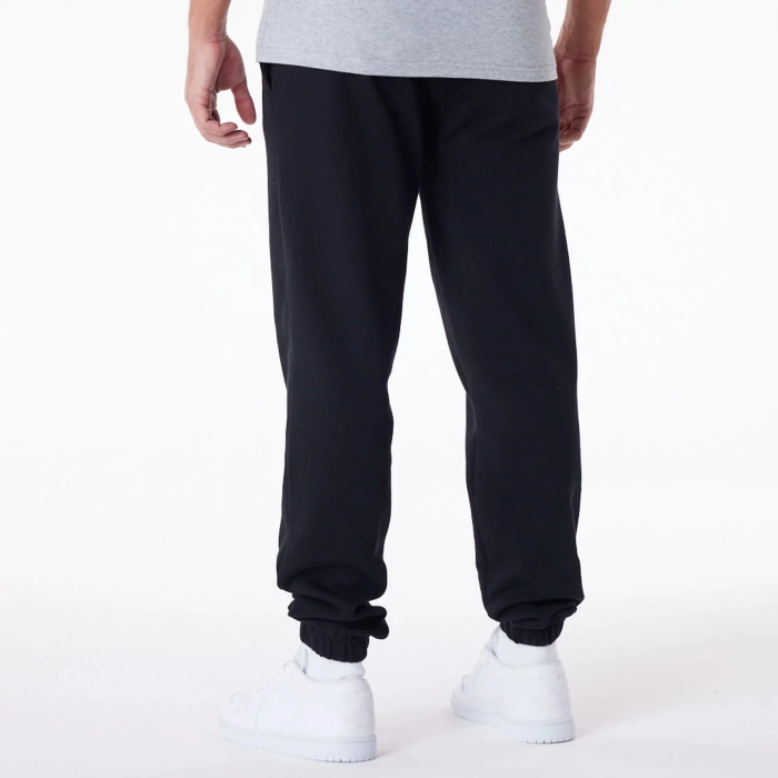 Штани New Era NBA ESSENTLS JOGGER BULLS