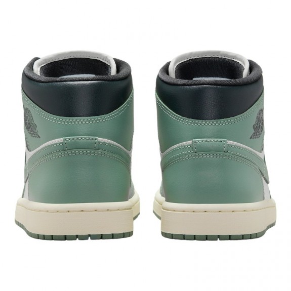 Кросівки WMNS AIR JORDAN 1 MID