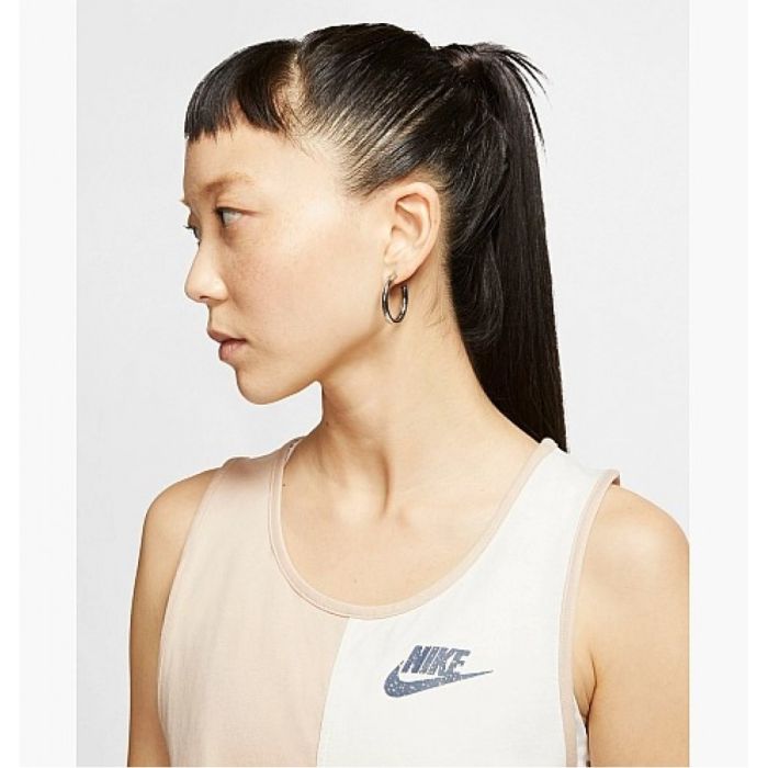 Майка Nike Sportswear