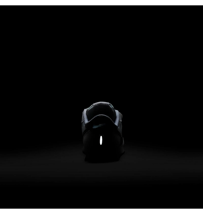 Кросівки Nike MD Valiant