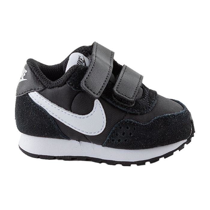 Кросівки Nike  MD Valiant