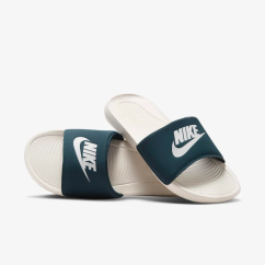 Шльопанці Nike VICTORI ONE SLIDE