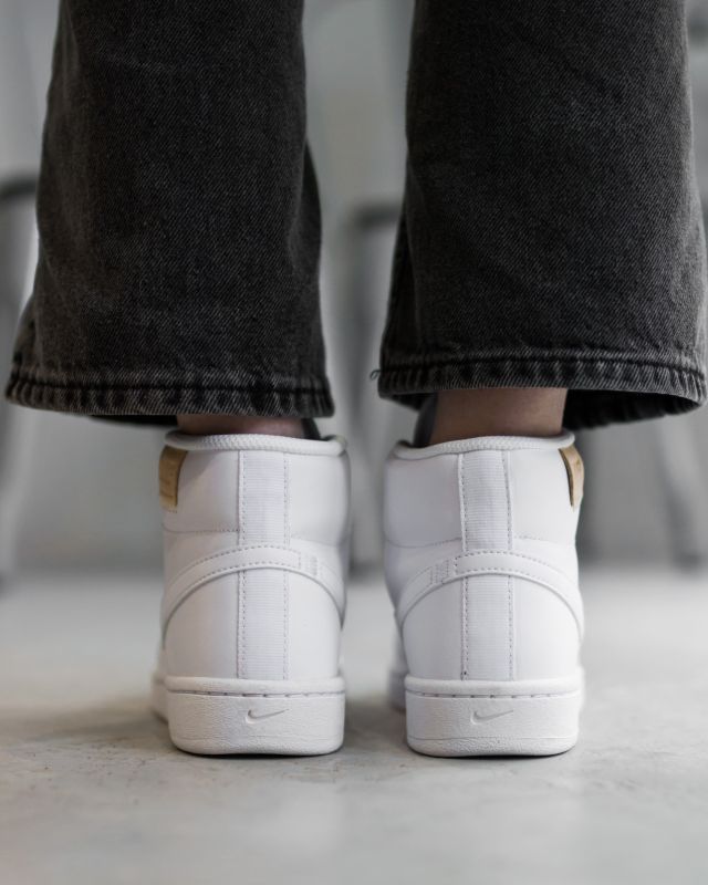 Кросівки Nike COURT ROYALE 2 MID