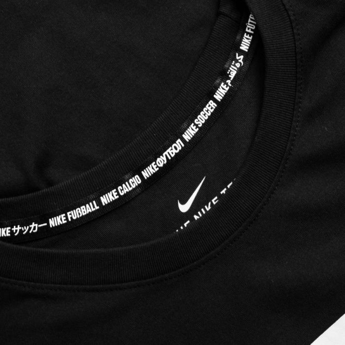 Футболка  M NK FC TEE ESSENTIALS