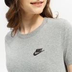 Футболка Nike W NSW CLUB TEE