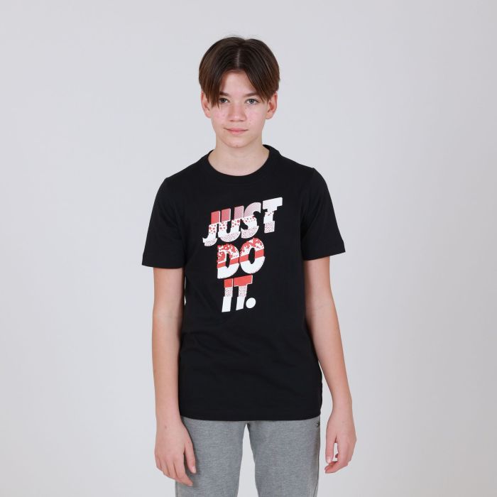 Футболка Nike U NSW TEE CORE BRANDMARK 1 Футболка Nike U NSW TEE CORE BRANDMARK 1