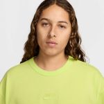 Футболка чоловіча Nike Sportswear Premium Essential Tee Green