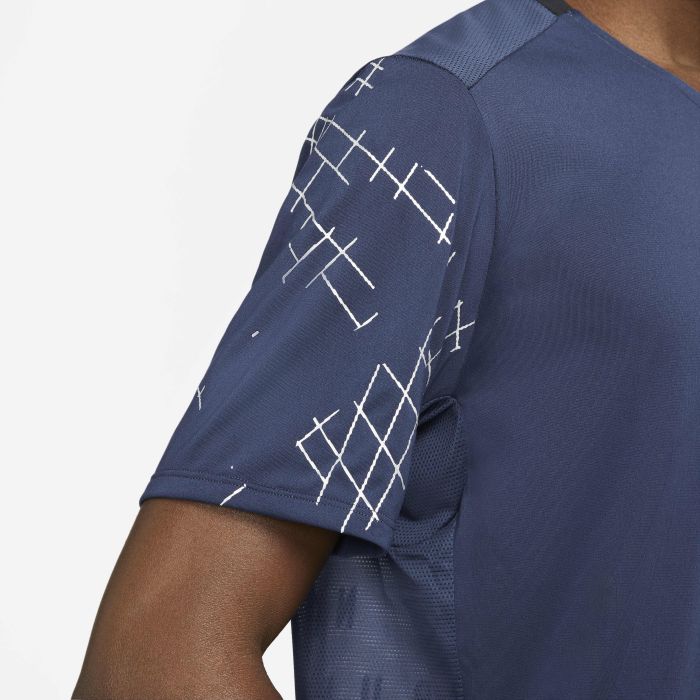 Футболка nike dri fit run division rise 365