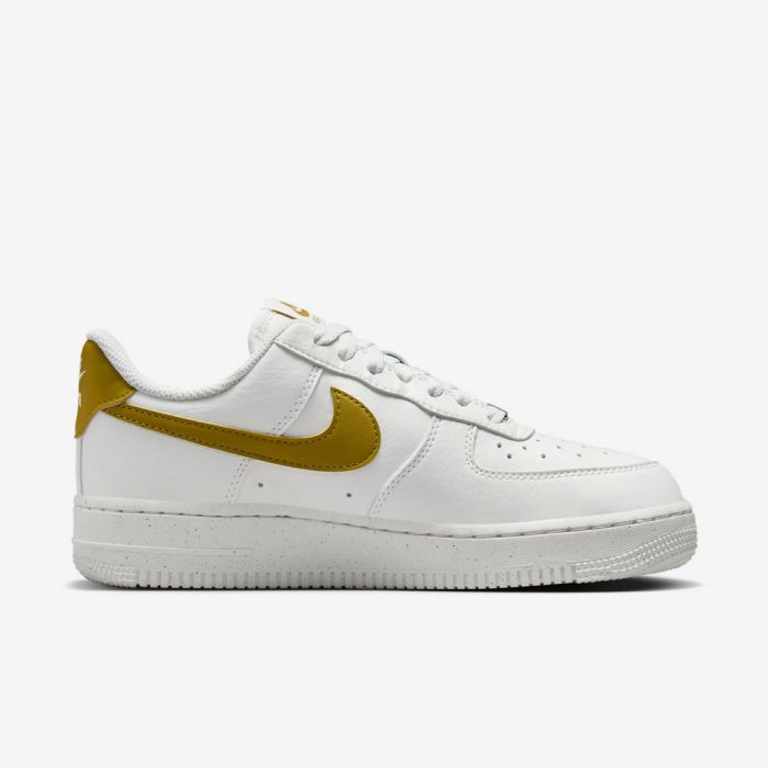 Кросівки Nike WMNS AIR FORCE 1 07 NN