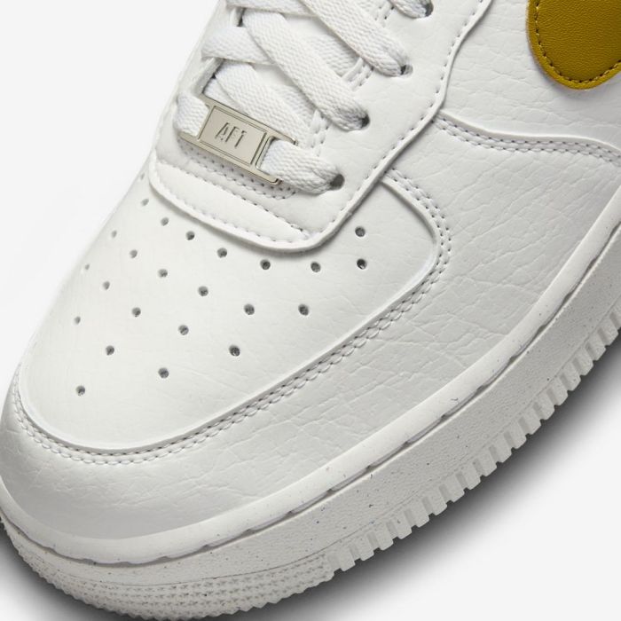 Кросівки Nike WMNS AIR FORCE 1 07 NN