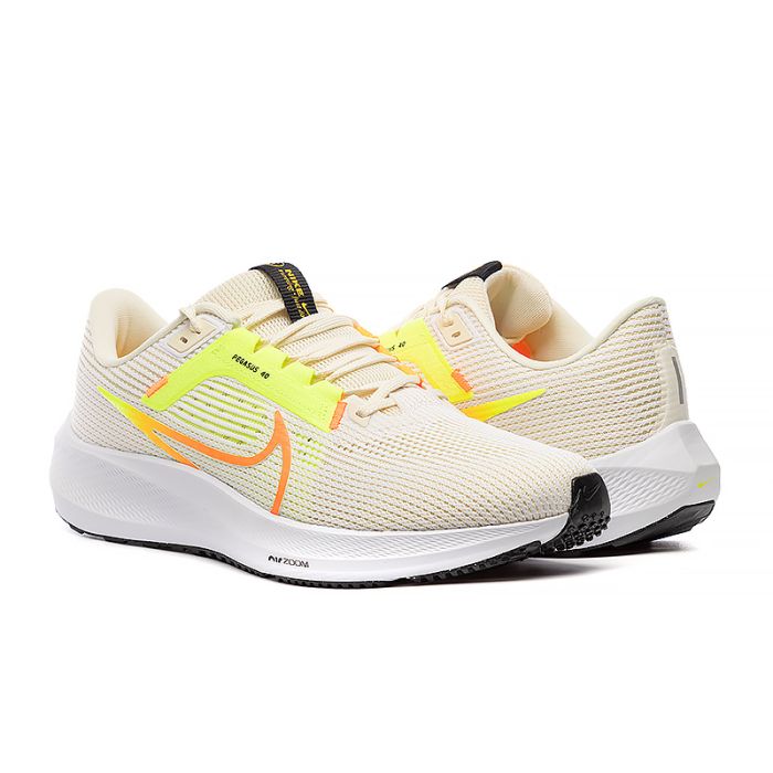 Кросівки бігові Nike Pegasus 40 DV3853-101
