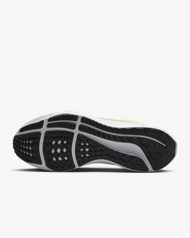 Кросівки бігові Nike Pegasus 40 DV3854-102