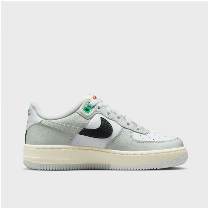 Кросівки Nike AIR FORCE 1 LV8 2 (GS)