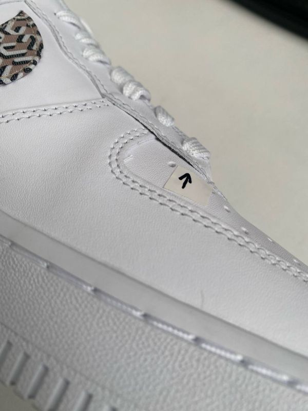Кросівки Nike WMNS AIR FORCE 1 LX (Клас А)