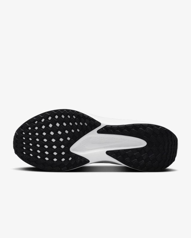 Кросівки Nike QUEST 6