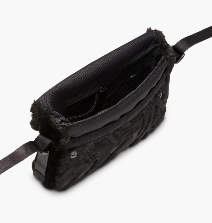 Сумка Nike NSW FTRA 365 FUR CRSBY