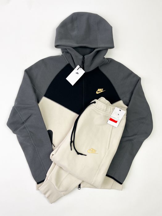 Костюм Nike Tech Fleece (чорно-молочний)
