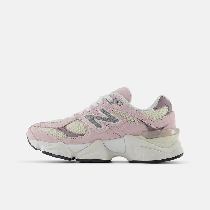 Кросівки New Balance 9060 Pink White