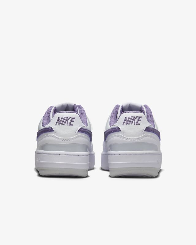 Кросівки Nike WMNS GAMMA FORCE