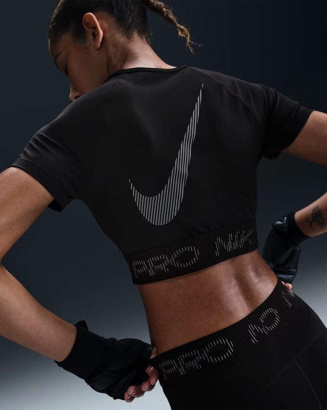 Топ жіночий Nike Np Dri-Fit Ss Crop Top Tt Gx Black