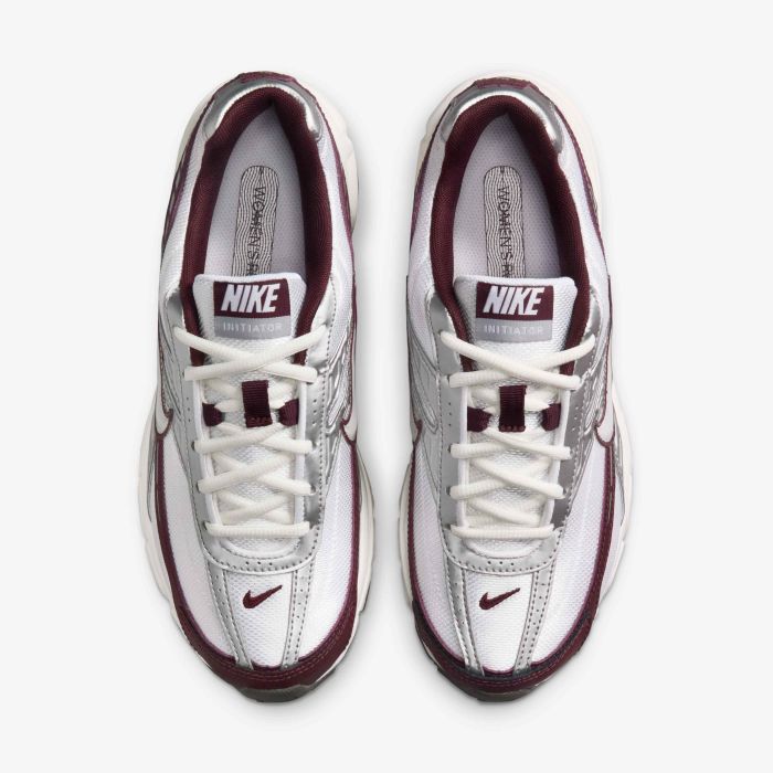 Кросівки жіночі Nike Initiator Metallic/Bordo