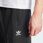 Шорти Adidas ESS SHO