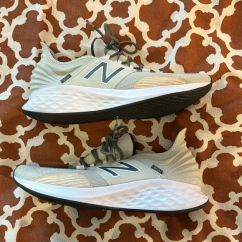 Кросівки New Balance Fresh Foam Roav